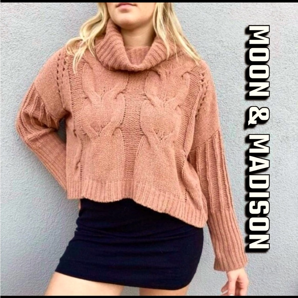 Moon & Madison Women's Dusty Rose Cowl Neck Cropped Knitted Sweater. Size M